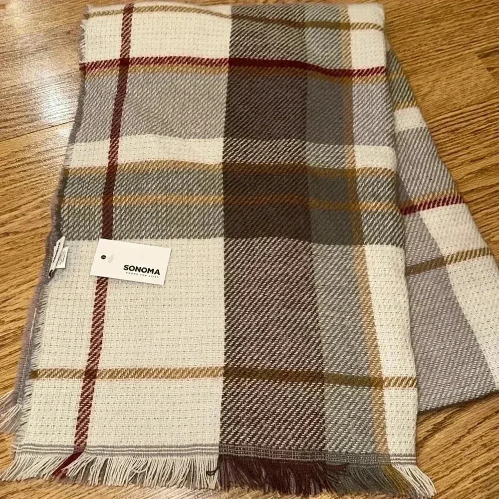 NWT Sonoma Goods For Life Brand Women’s Fashion Scarf Reversible Plaid Fall OSFM
